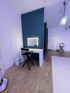Private Office // Private Parking - Image 5