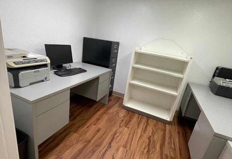 Office Room - Image 0