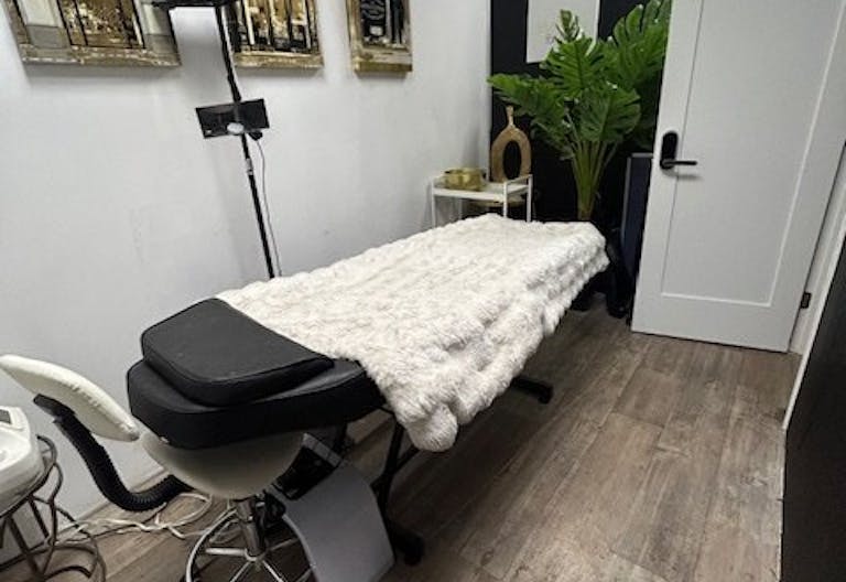 Beauty Studio - Image 1