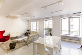 Open Showroom in Covent Garden - Image 2