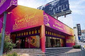 Beautiful Open Store in West Hollywood - Image 8