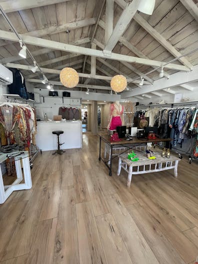 L.A. Boutique Bungalow Bohemian Storefront - Image 0