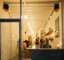 A sunny, minimalist, boutique + showroom in the heart of the Lower East Side, Manhattan - Image 4