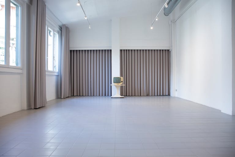 Unique space in Nolo for exhibition or offices - Image 3