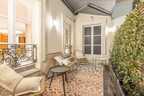Salle de comex et showroom rue Royale (8e) - Image 8