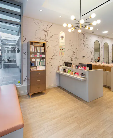 The Most Beautiful Salon in New York City  - Image 1