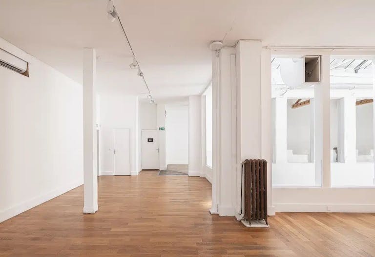 Grand Showroom Le Marais - Image 2