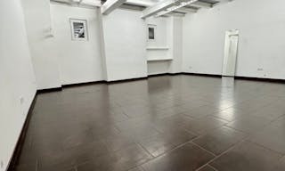 Torstrasse showroom - Image 0