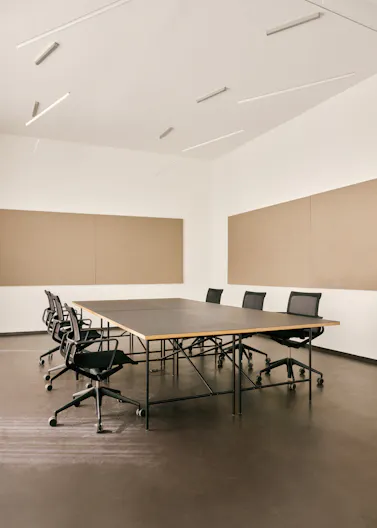 SHOP - GALLERY - POP UP - OFFICE SPACE - Image 0