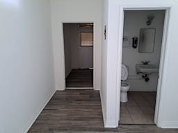 Inglewood's Entertainment District Studio - Image 3