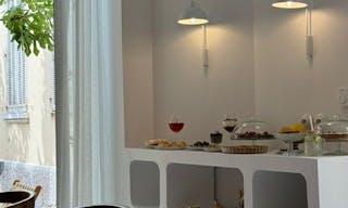 Local Intime au C?ur de Cannes - Image 2