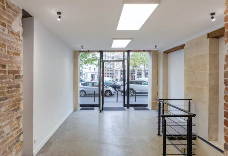 Concept Store Calvaire  Upper Marais Boutique - Image 3
