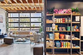 Light-filled Industrial Chic Warehouse in Temescal, neighborhood of Oakland, California - Image 17