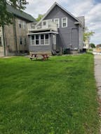 Charming 3 Bedroom Home, Close to U of M/Downtown/Dinkytown ~ Great Deck!! - Image 6