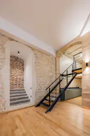 Un showroom élégant dans le Marais - Image 4