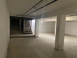 Large Basement space in LA - Image 5