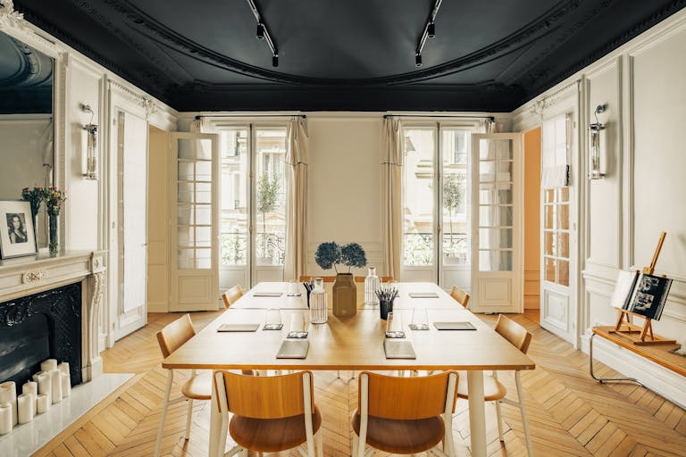 Elegant Apartment for Rent - Paris 8th Arrondissement - Near Madeleine - Image 3