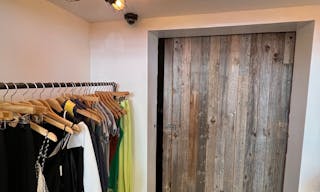 Boutique on Melrose Avenue - Image 5