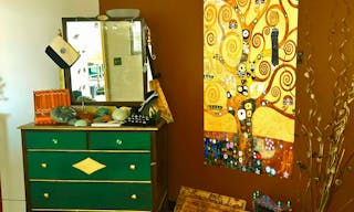 The Emerald Hive in the Heart of Fairlawn Ohio - Image 8