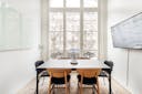 R�publique - Salle de r�union 6 personnes (RE136)
