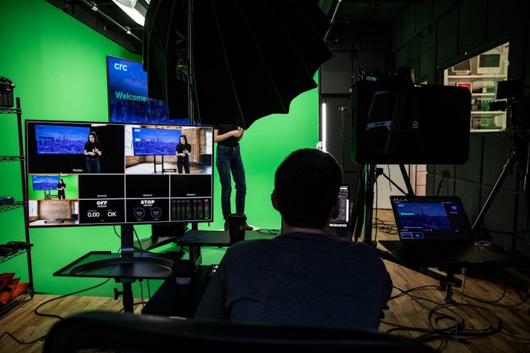 Midtown NYC Green Screen Studio with Full Production Services ? Including Filming Crew, Livestream, & Filming Equipment - Image 1