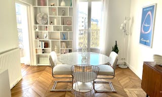 Appartement haussmannien chic et lumineux avec balcon - Image 4