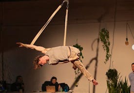 Sunny Plant Filled Dumbo Restored Warehouse //  Perfect for Photo shoots/Dinner Parties/Events - Image 16