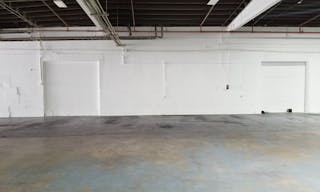 Clean, wide, high ceiling warehouse for multiple uses in DTLA - Image 2