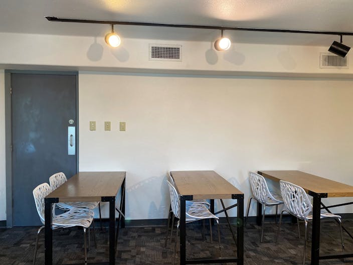 Education Room - Image 1