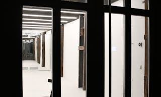 550 SqFt space on rue Saint-Martin (Haut Marais / Montorgueil / Beaubourg / Pompidou) - Image 8