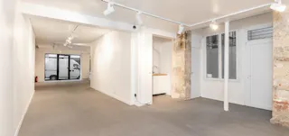Pretty Galerie in the heart of Le Marais - Image 8