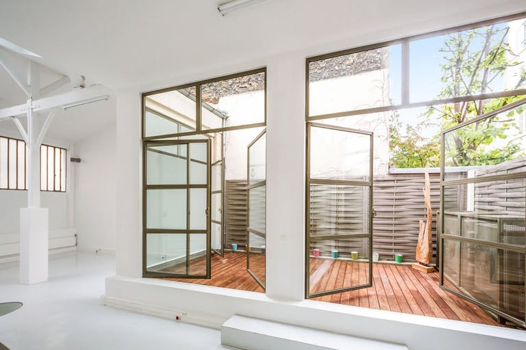 Amazing Space in Le Marais - Image 4