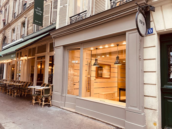 Parisian boutique éphémère - Image 2