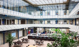 Unique Space in the hyper-centre of Bordeaux - Image 0