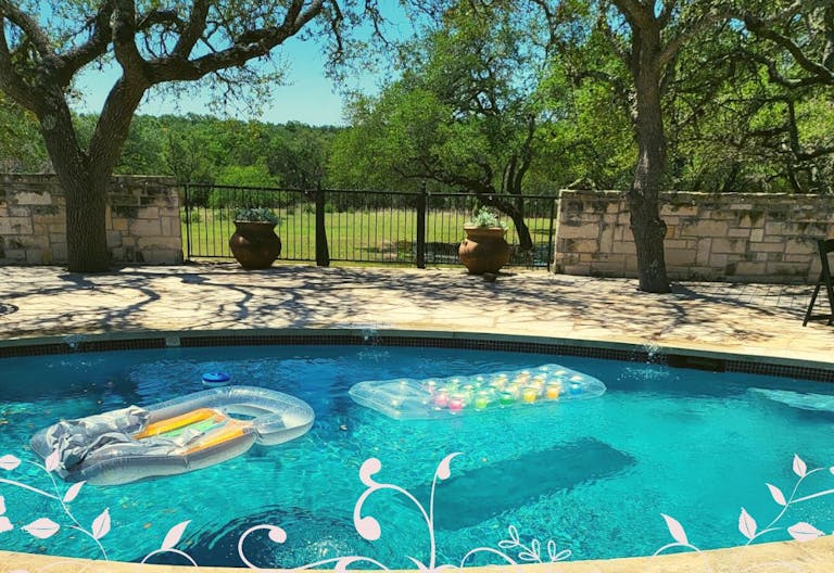 Stunning Tuscan Villa in the Heart of The Texas Hill Country - Image 3