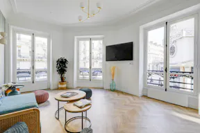 Haussmannian Event Apartment: Corporate Seminars, Conferences, Showrooms... - Image 8