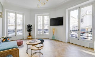 Haussmannian Event Apartment: Corporate Seminars, Conferences, Showrooms... - Image 8