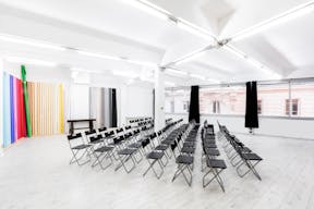 Un showroom 100% modulable dans le haut-Marais avec des volumes industriels. - Image 8