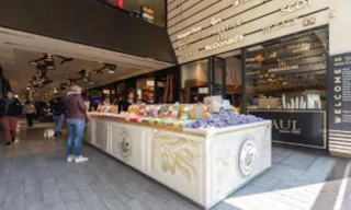 Pop Up Kiosk Galerie des champs �lys�e - Image 9