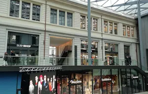 Exclusivity Prime Location on Grand Hôtel Dieu - Image 1