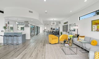 Super Mansion with Los Angeles 360 Views - Image 27