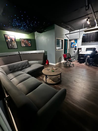 Private Recording Studio Space for rent in DTLA?s Arts District - Image 3