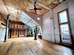 Loft Space in Chelsea - Image 7