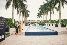 Tranquil Oasis Retreat with Lush Gardens and Modern Amenities Near Miami - Image 12