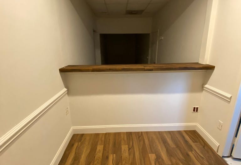 Office Space/Storage Bay for Lease - Image 3