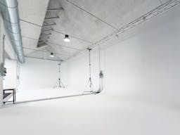 Versatile 600 sqm Ex-Industrial Space in Fashion's Heart - Image 1