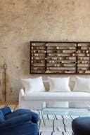 Chateau de caract�re avec int�rieur design. - Image 1