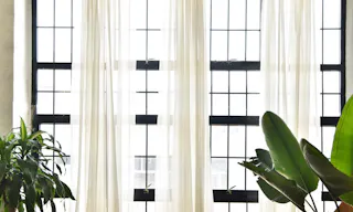 Art Deco Light & Airy Homey Loft - Image 2