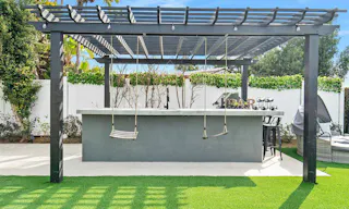 Super Mansion with Los Angeles 360 Views - Image 5