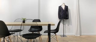 Showroom on rue de Turenne - Image 4